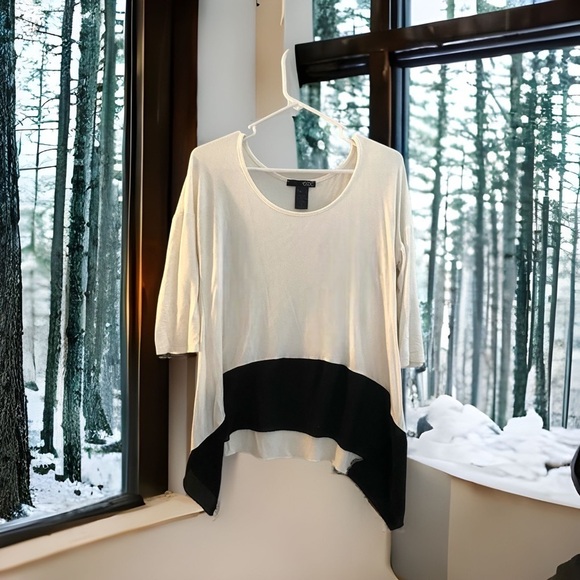 Black and white tunic - Picture 1 of 3
